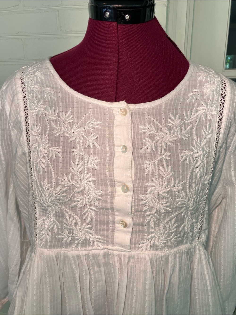 Cynthia Rowley | Embroidered Peplum Blouse | White | Boho Floral | Lace Trim | L - Picture 2 of 5